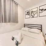 Design Flat & Parking - Paris Access 13 Min Апартаменты Сен-Дени
