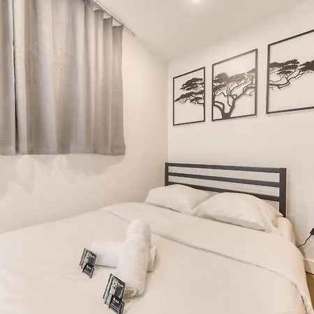 Design Flat & Parking - Paris Access 13 Min 아파트 생드니