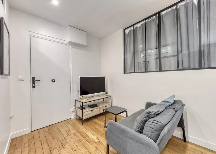 Design Flat & Parking - Paris Access 13 Min * 생드니