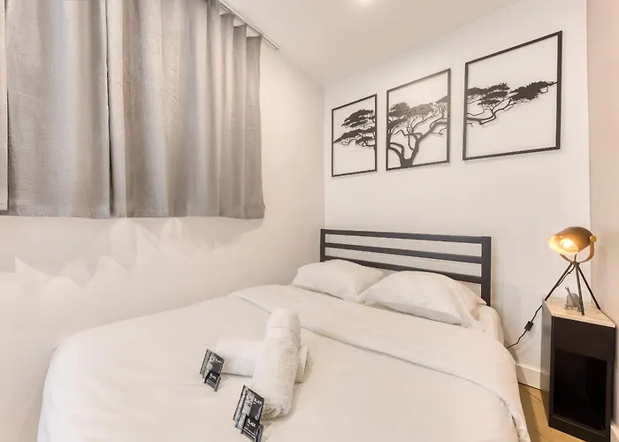 Design Flat & Parking - Paris Access 13 Min 아파트 생드니